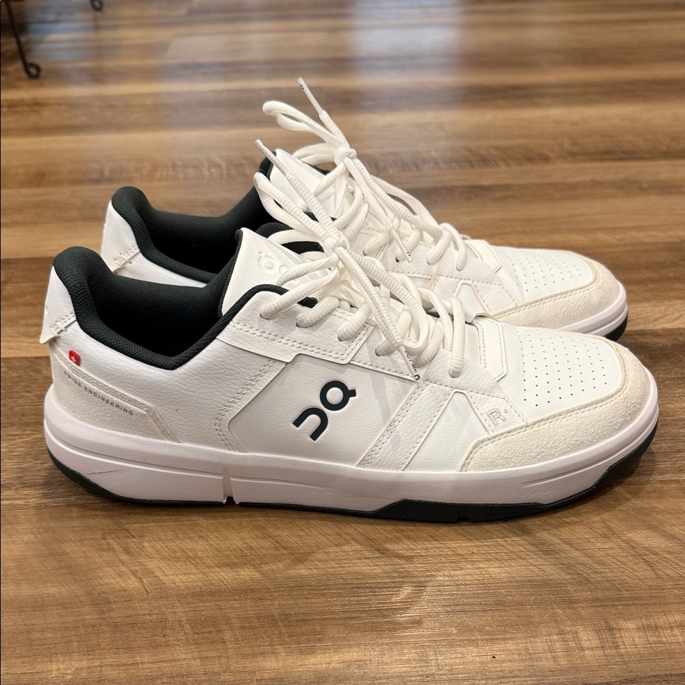 On Running The Roger Men's Low-Top Sneakers in White with Forest Green Accents